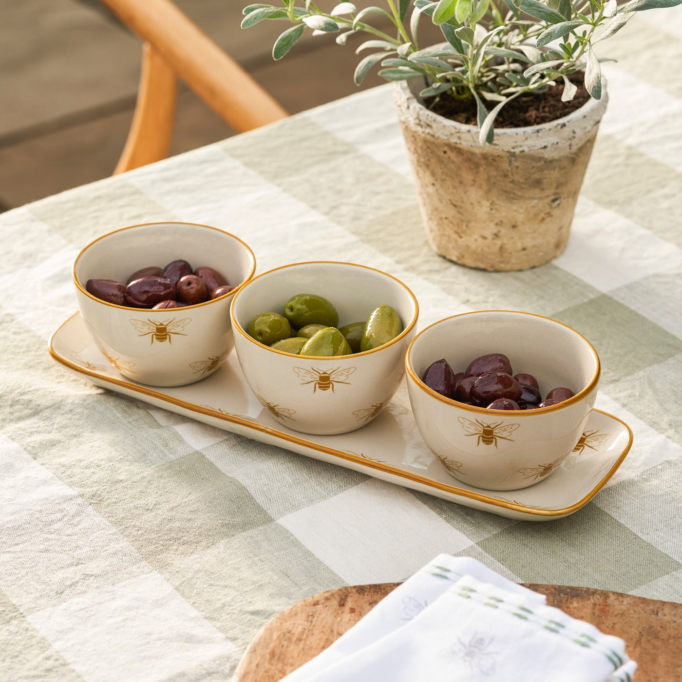 Bees Stoneware Nibbles Bowl (Set of 3)